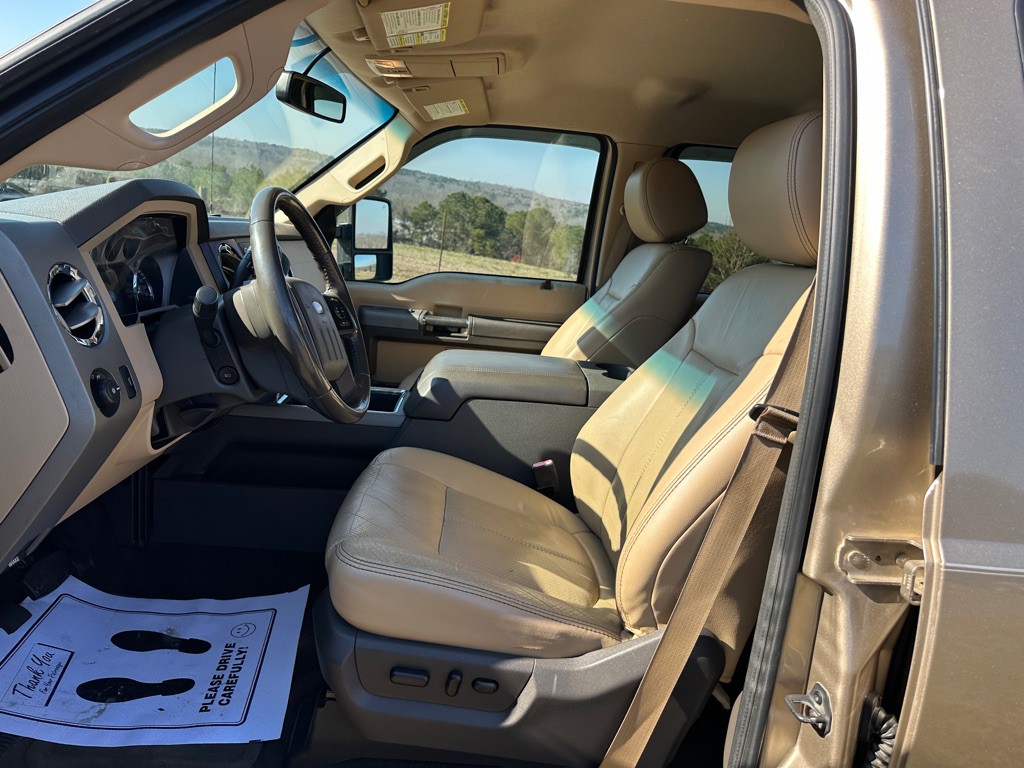 2012 Ford F-250 Image 12