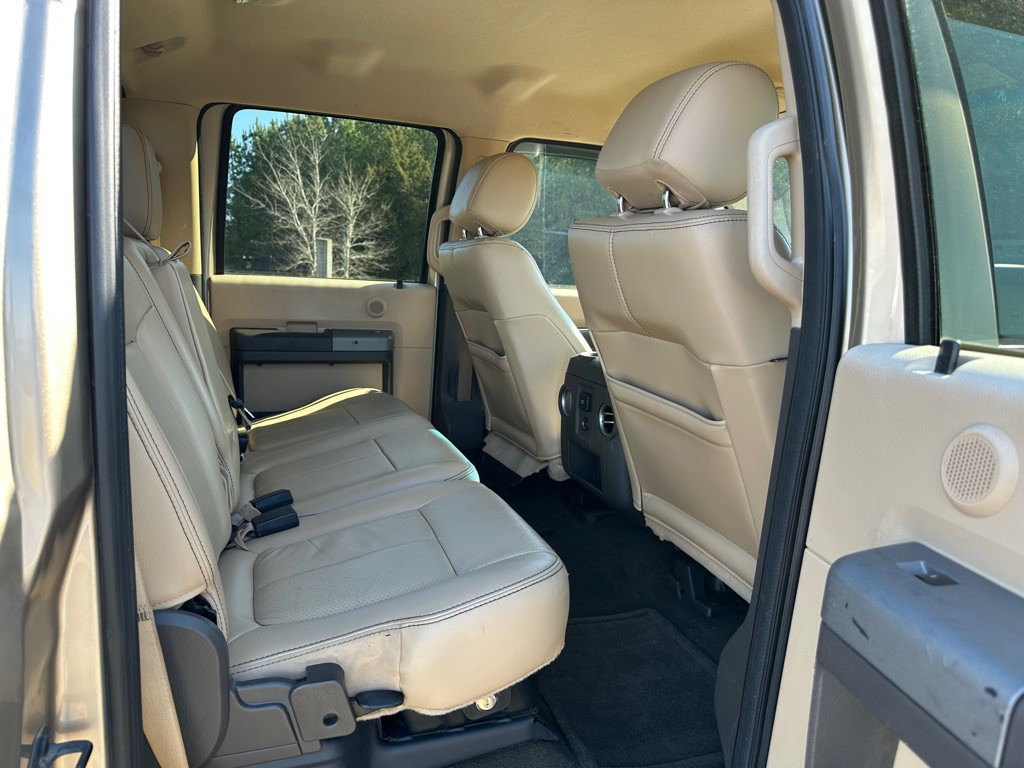 2012 Ford F-250 Image 17