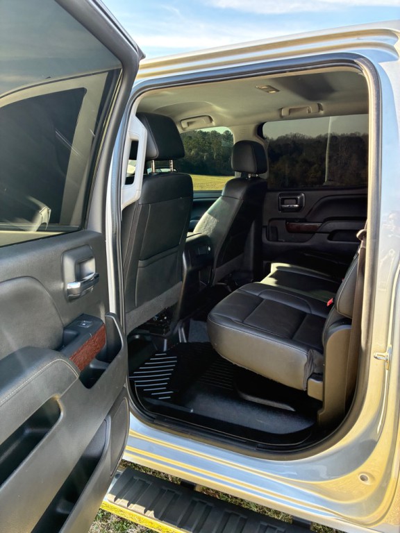 2018 GMC Sierra Image 12