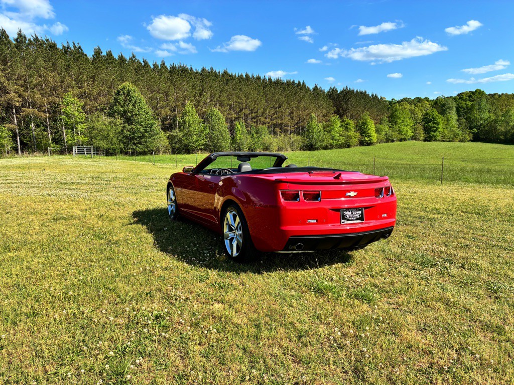 2011 Chevrolet Camaro Image 12