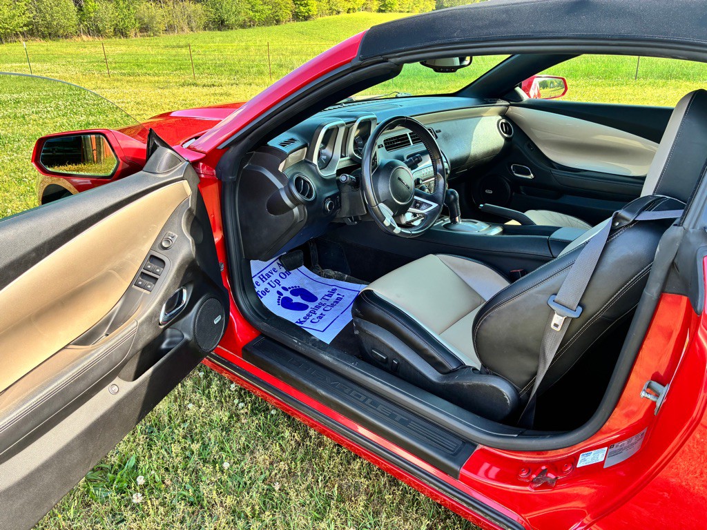 2011 Chevrolet Camaro Image 19