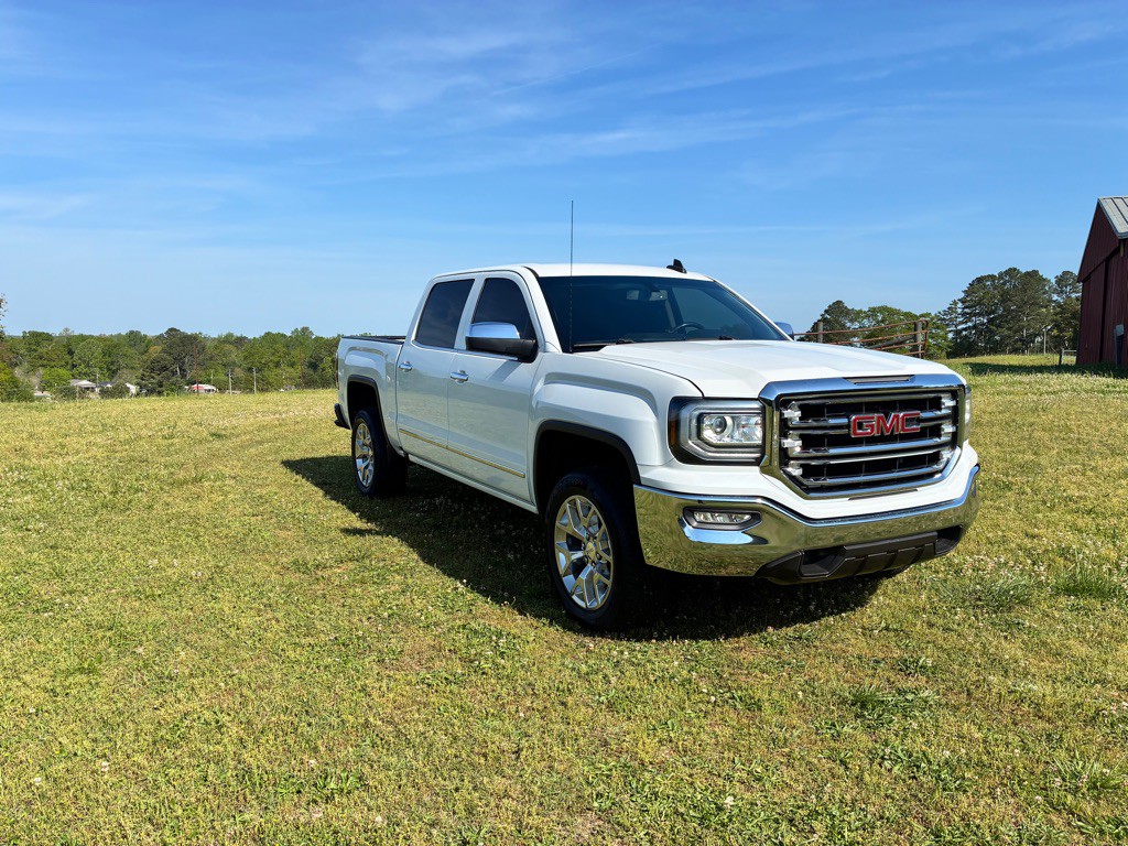 2017 GMC Sierra Image 3