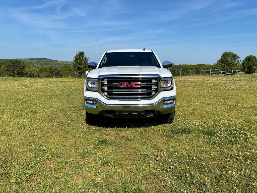 2017 GMC Sierra Image 6