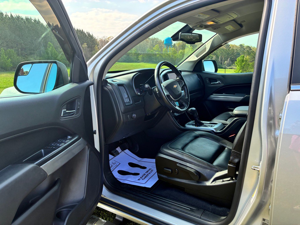 2020 Chevrolet Colorado Image 8