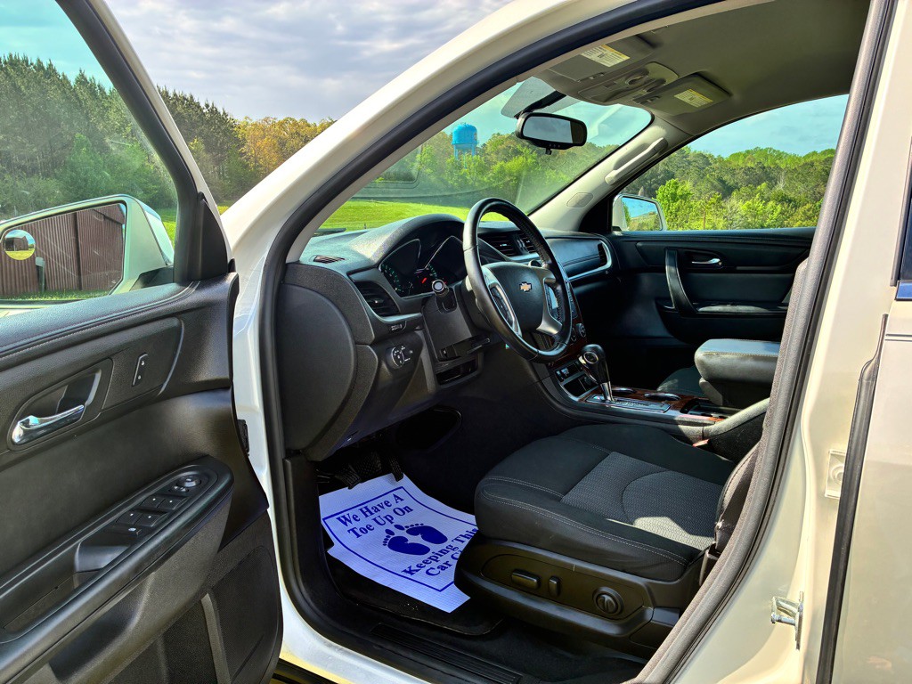 2014 Chevrolet Traverse Image 8