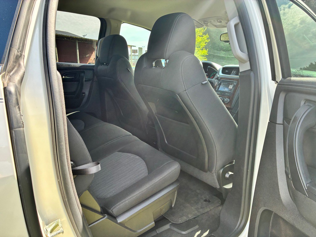 2014 Chevrolet Traverse Image 12