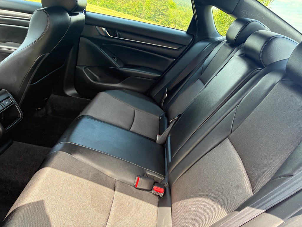 2022 Honda Accord Image 13