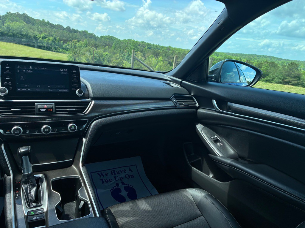 2022 Honda Accord Image 23