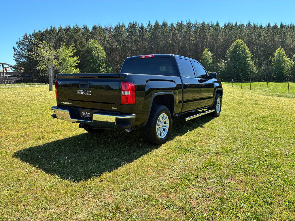 2015 GMC Sierra Image 4