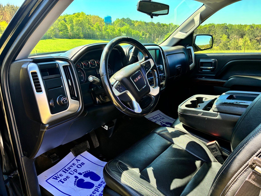 2015 GMC Sierra Image 9