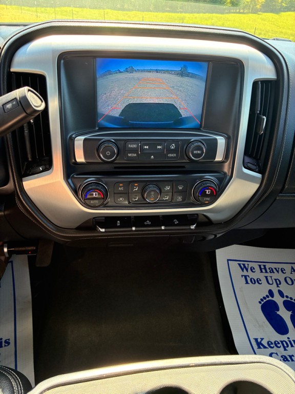 2015 GMC Sierra Image 16