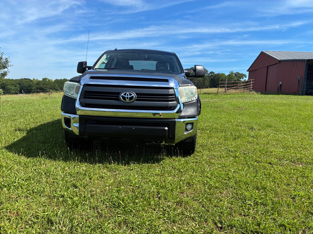 2014 Toyota Tundra Image 16