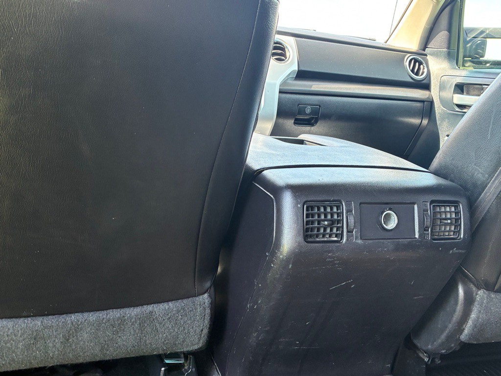 2014 Toyota Tundra Image 28