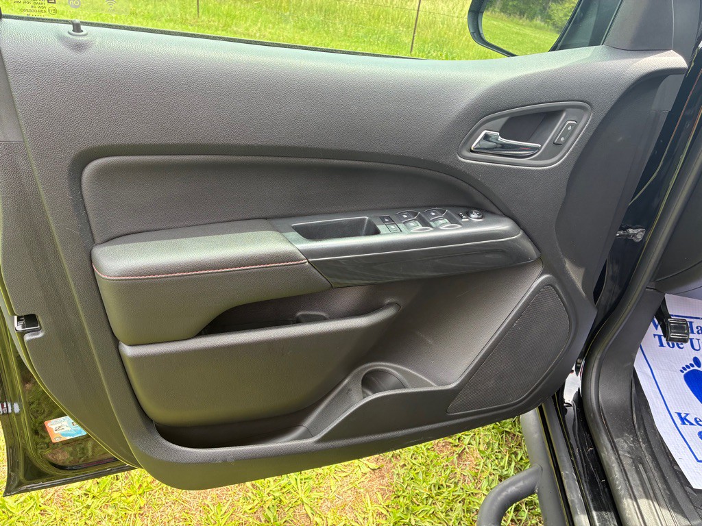 2018 GMC Canyon Image 8