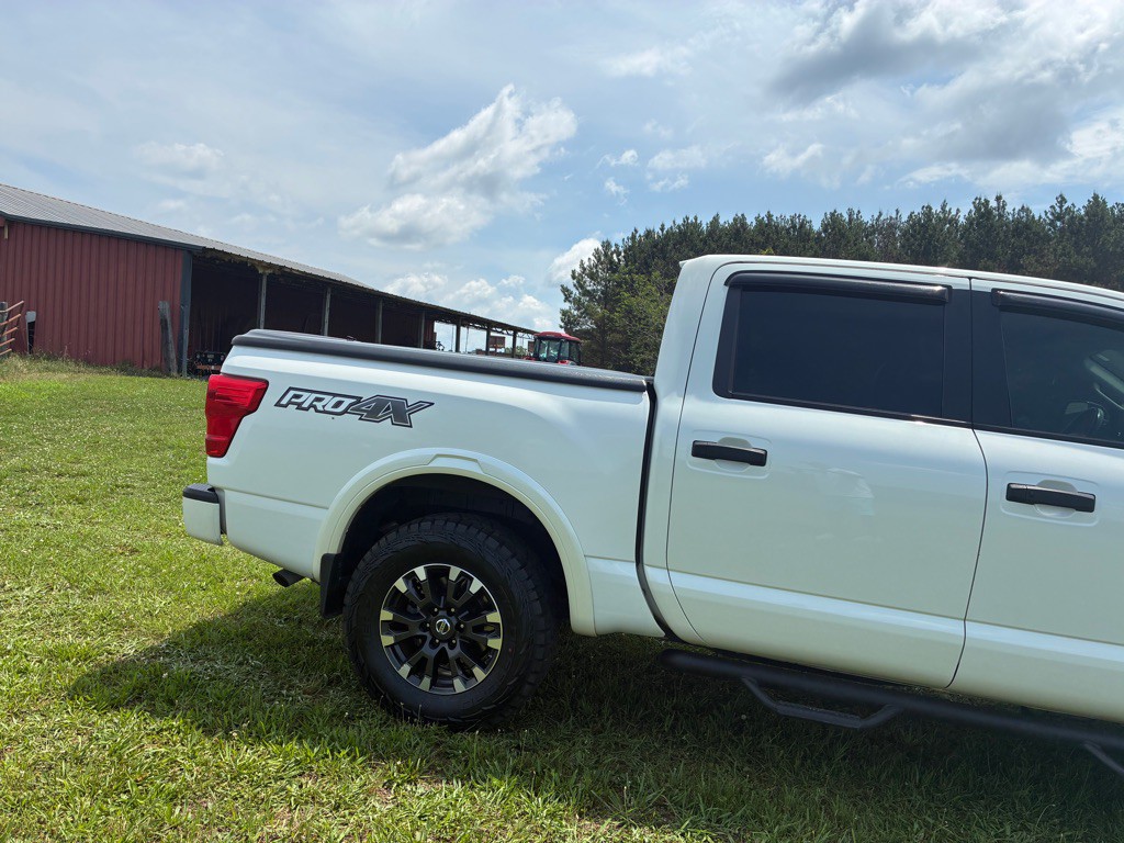 2018 Nissan Titan Image 7