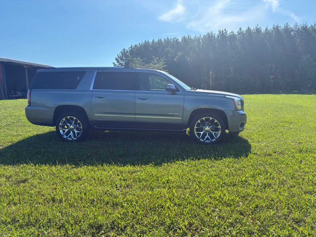 2020 GMC Yukon Image 5