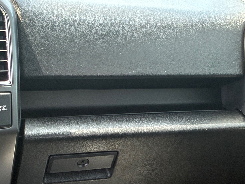 2017 Ford F-150 Image 17