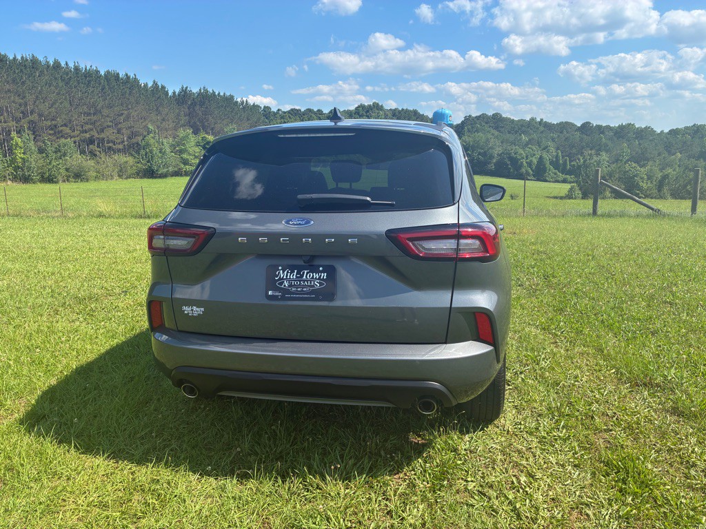 2024 Ford Escape Image 5