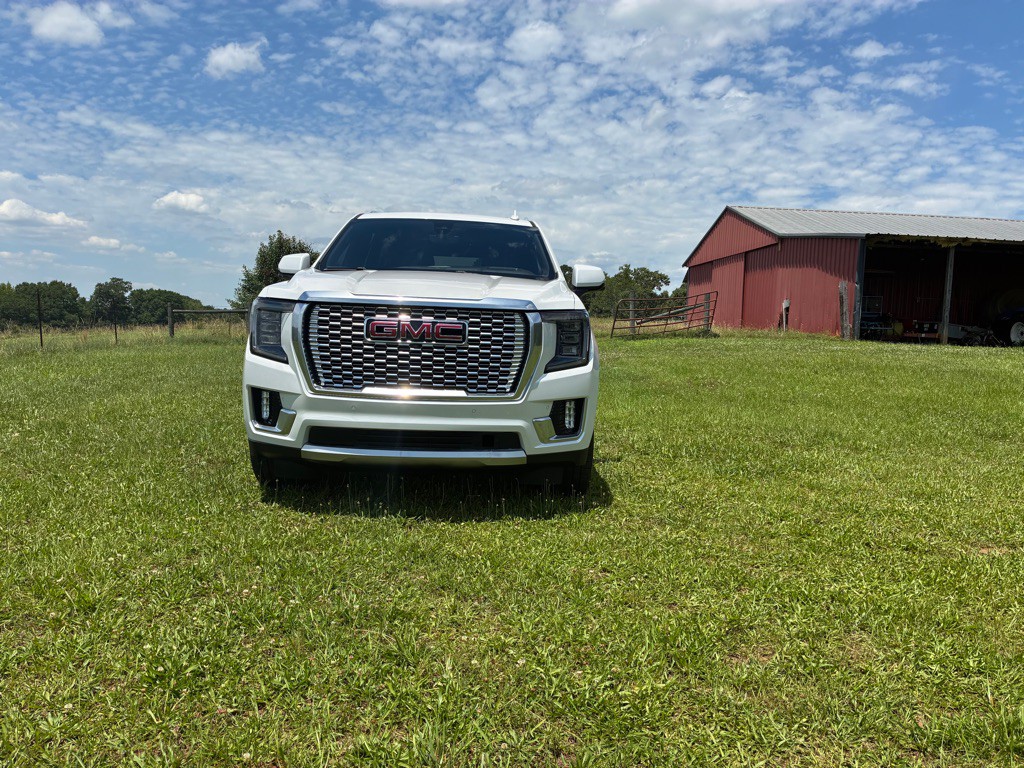 2021 GMC Yukon Image 4