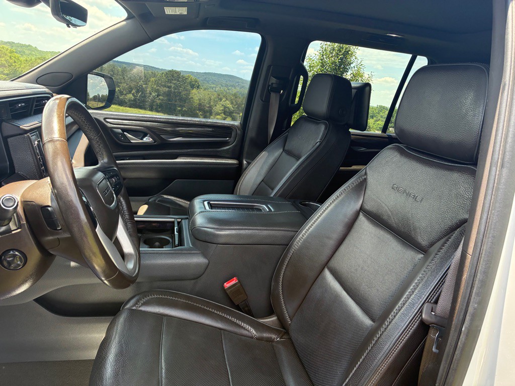 2021 GMC Yukon Image 11