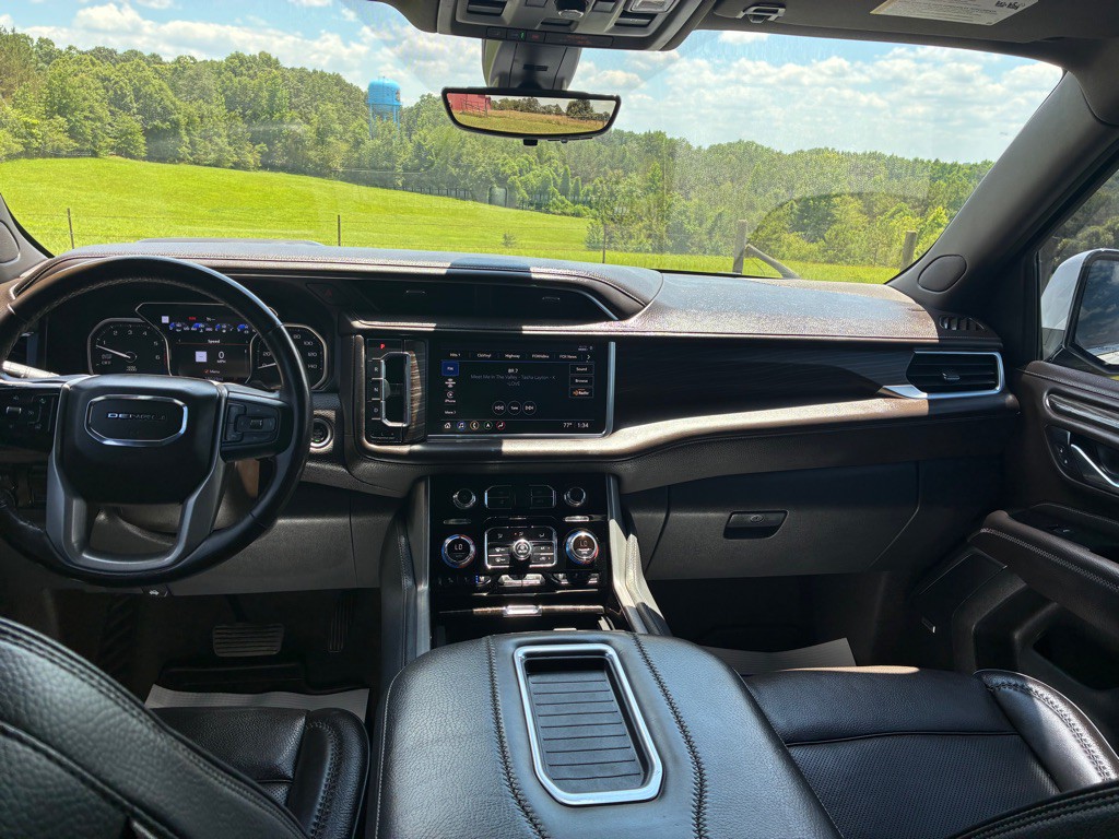 2021 GMC Yukon Image 22