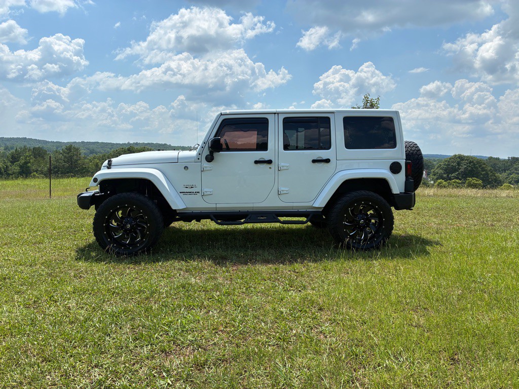 2016 Jeep Wrangler Unlimited Image 2