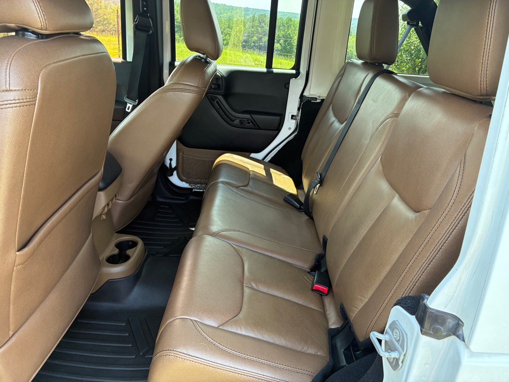 2016 Jeep Wrangler Unlimited Image 14