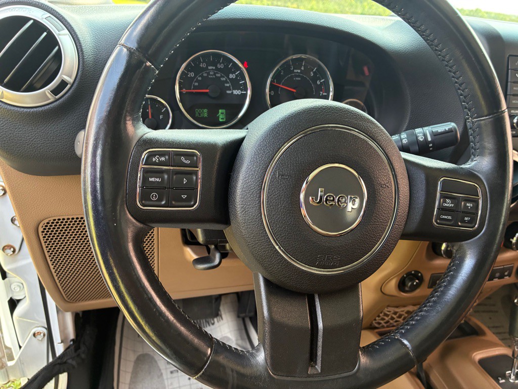 2016 Jeep Wrangler Unlimited Image 35