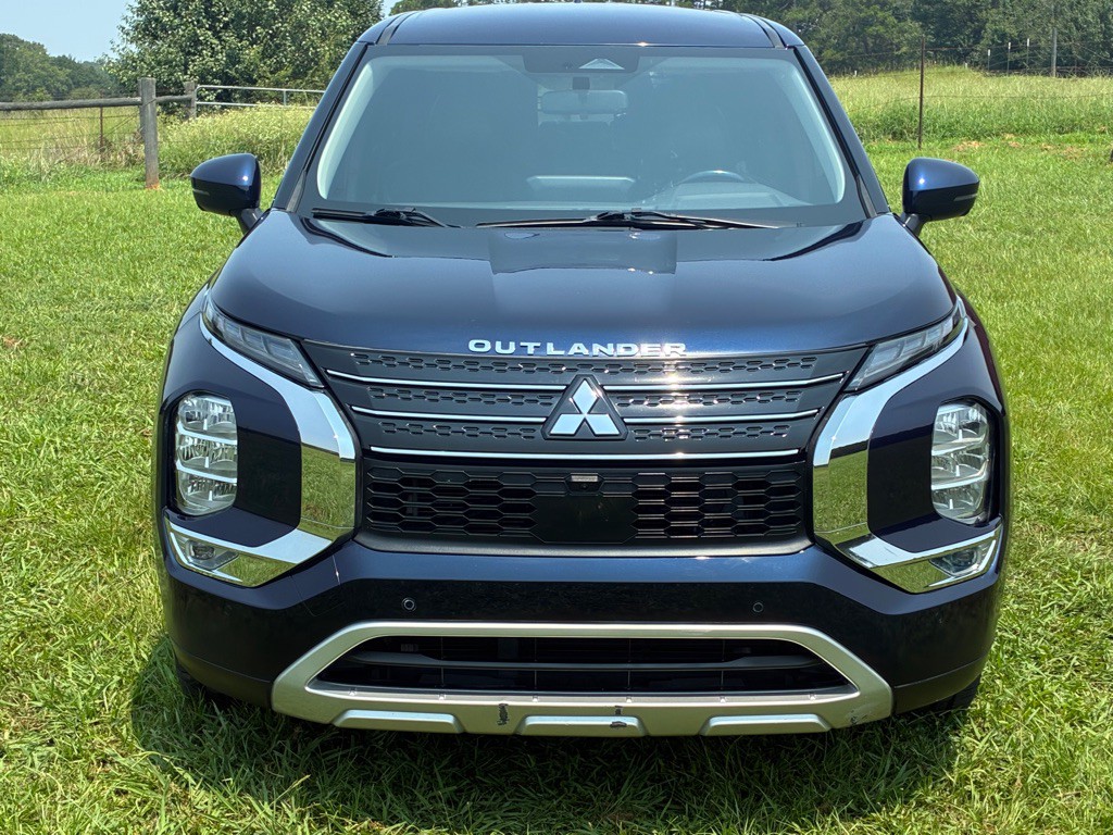 2023 Mitsubishi Outlander Image 4