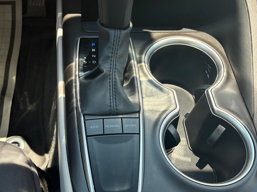 2023 Toyota Camry Image 19