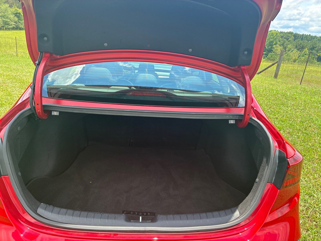 2021 Kia Forte Image 9
