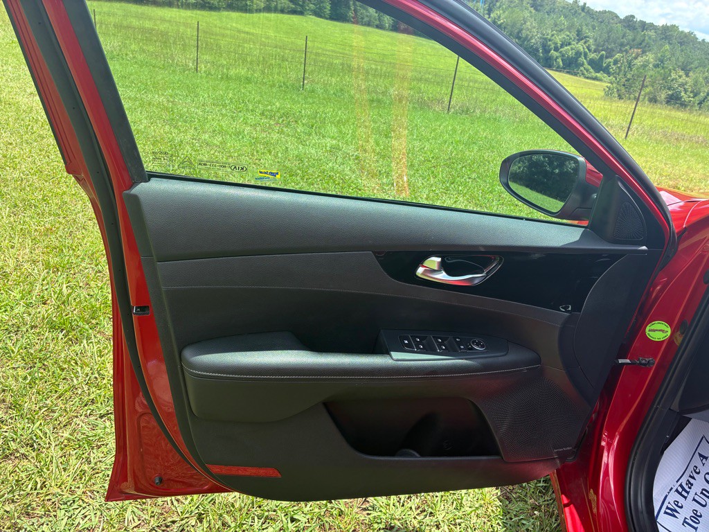 2021 Kia Forte Image 11