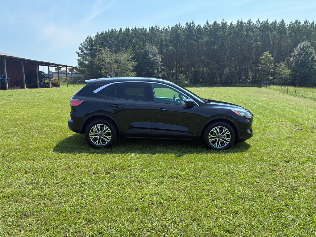 2022 Ford Escape Image 5