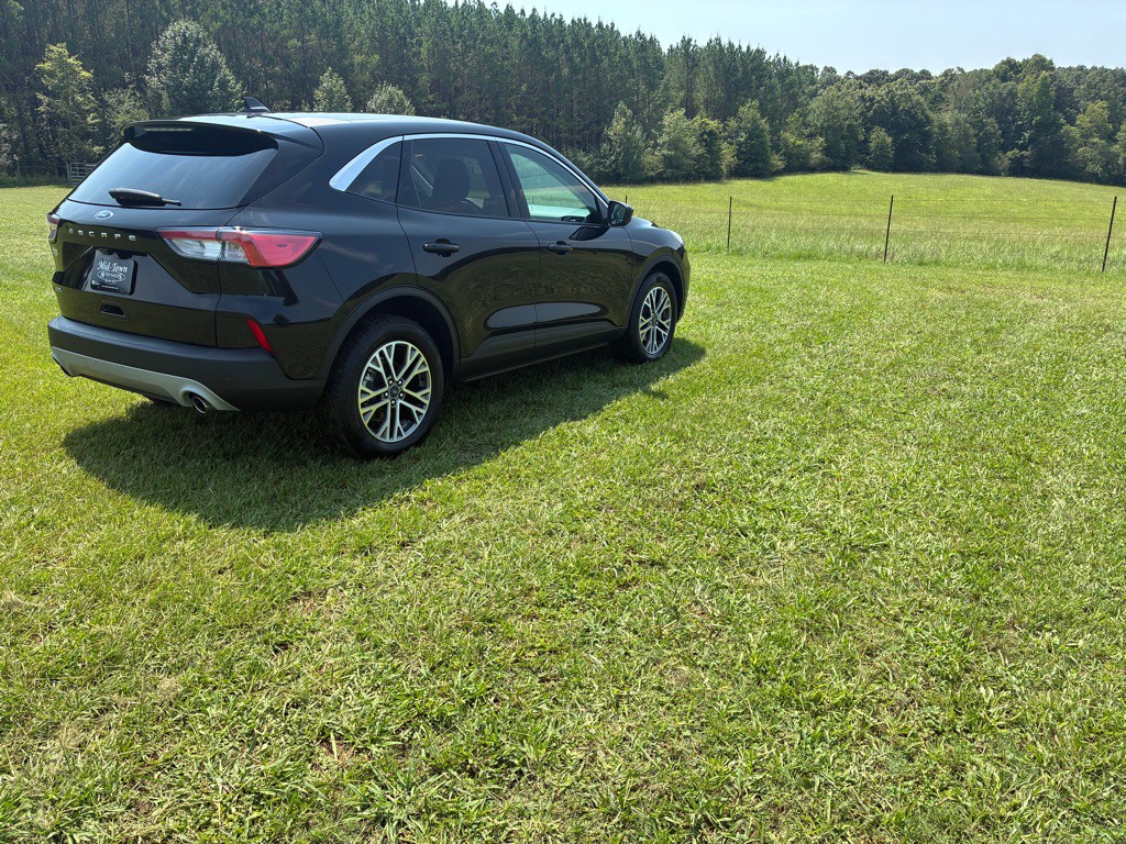2022 Ford Escape Image 13