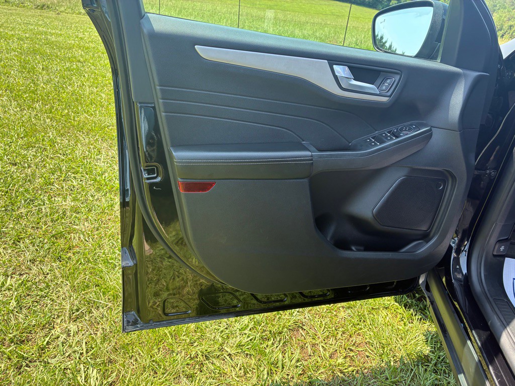 2022 Ford Escape Image 15