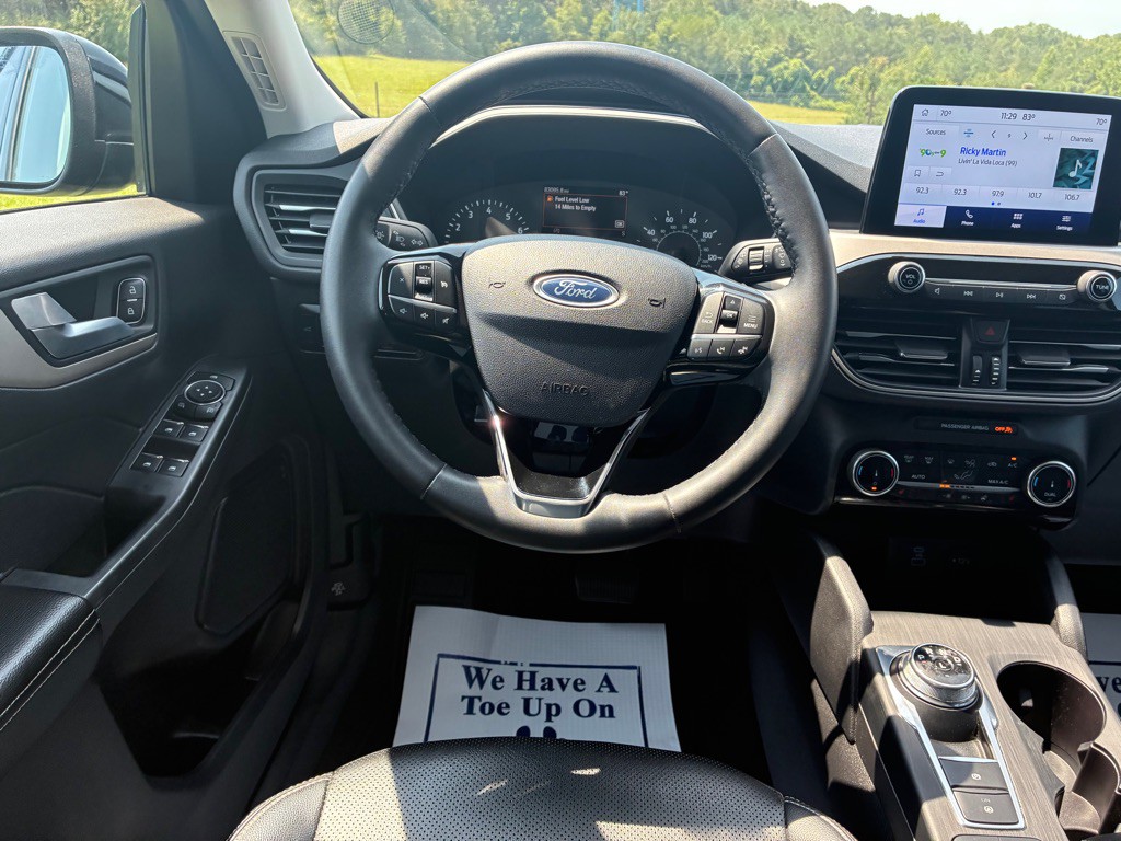 2022 Ford Escape Image 30
