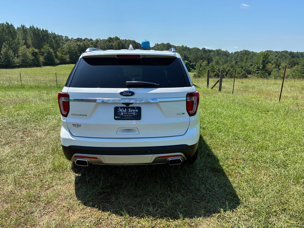 2017 Ford Explorer Image 7