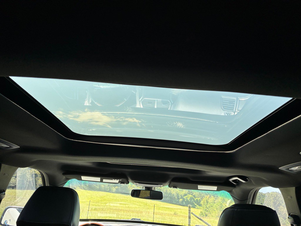 2017 Ford Explorer Image 17