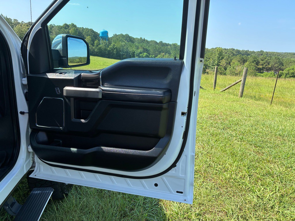 2015 Ford F-150 Image 20