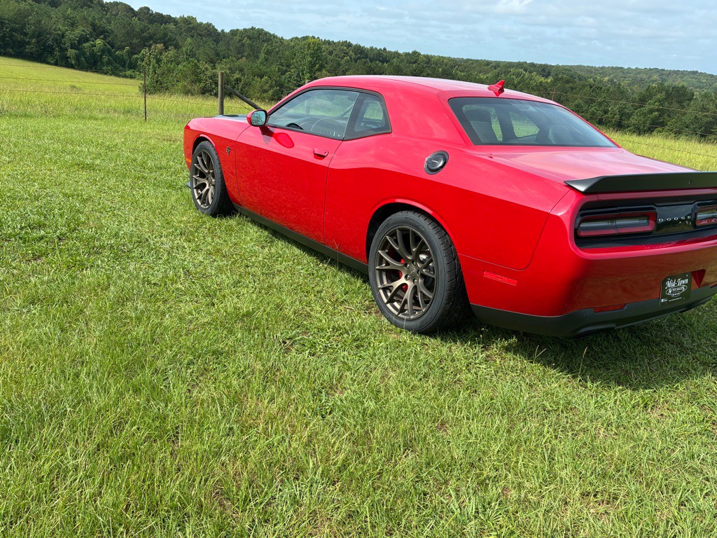 2016 Dodge Challenger Image 20