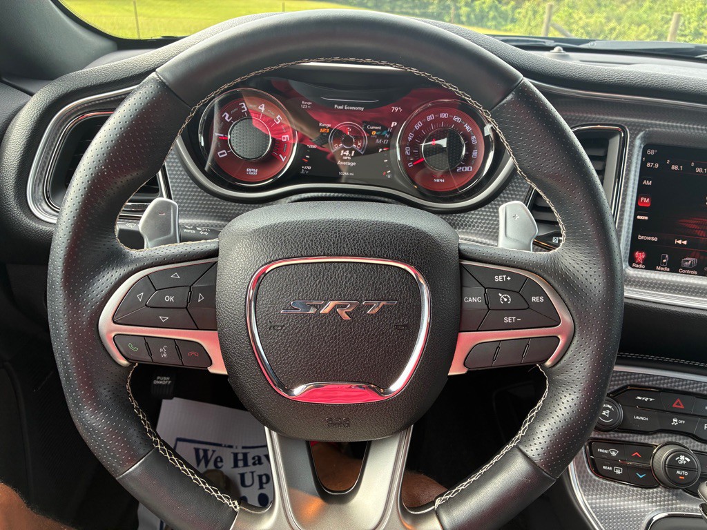 2016 Dodge Challenger Image 24