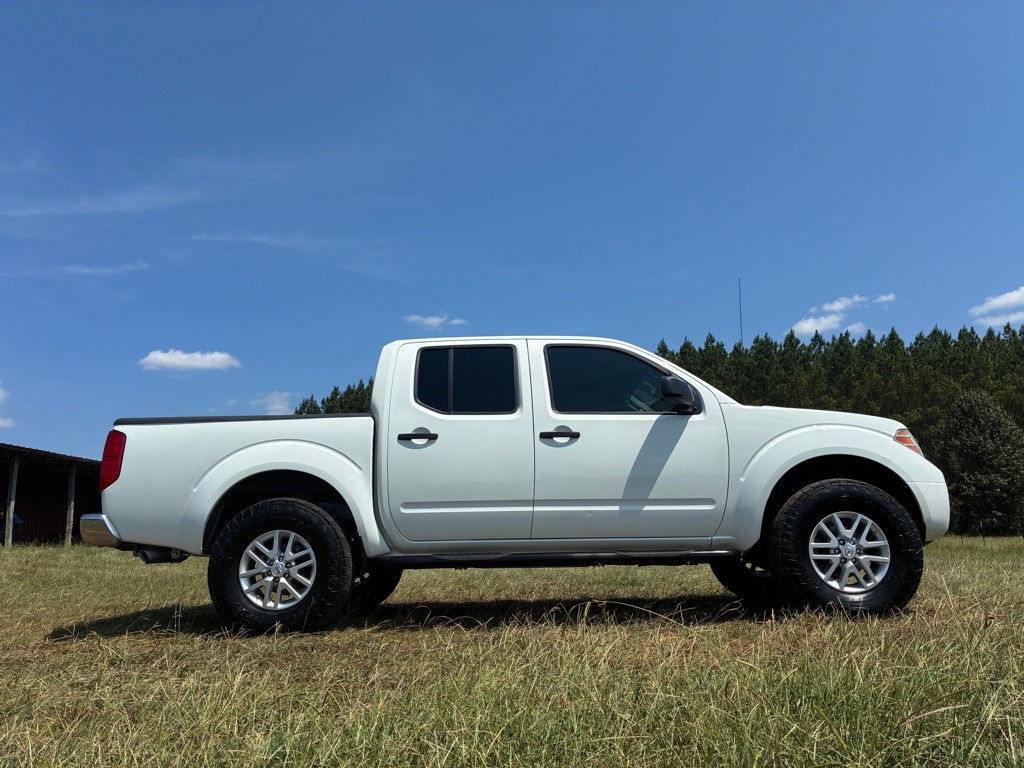 2014 Nissan Frontier Image 8