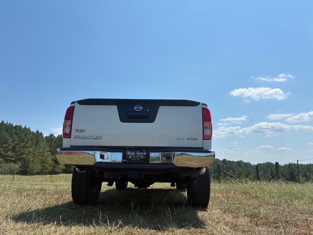 2014 Nissan Frontier Image 10