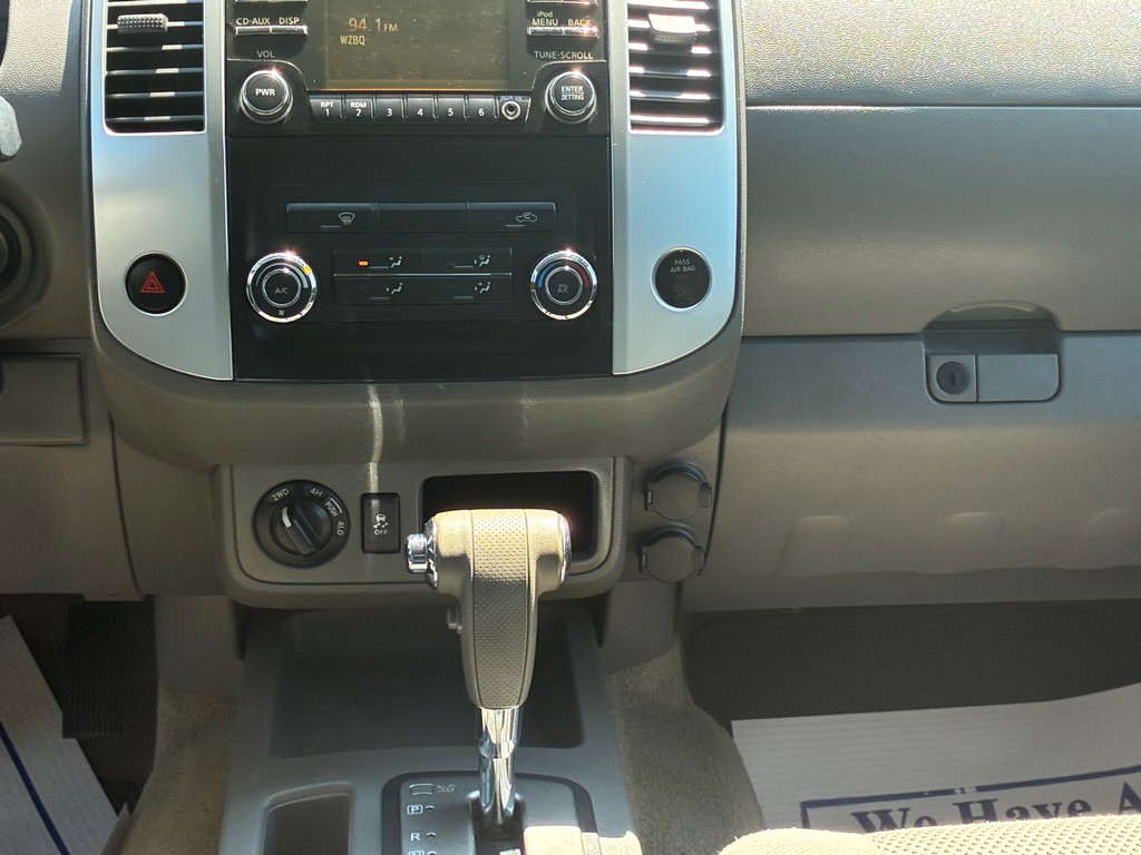 2014 Nissan Frontier Image 25