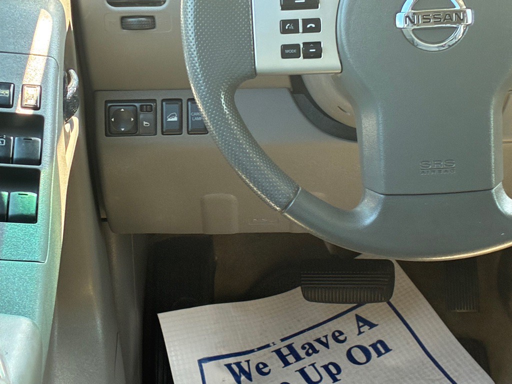 2014 Nissan Frontier Image 26