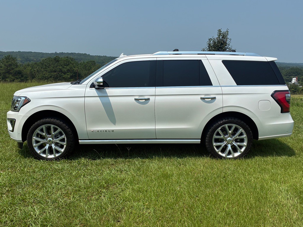 2018 Ford Expedition Image 2