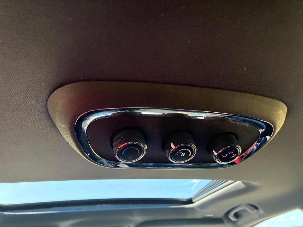 2018 Dodge Durango Image 32