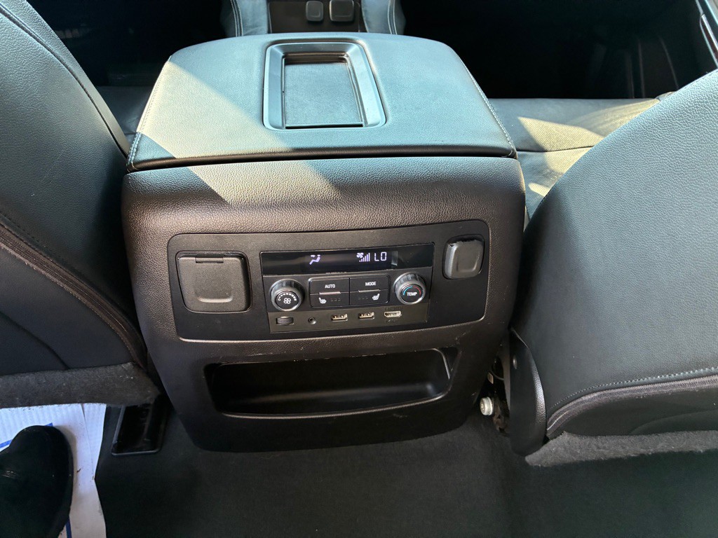 2019 GMC Yukon Image 15