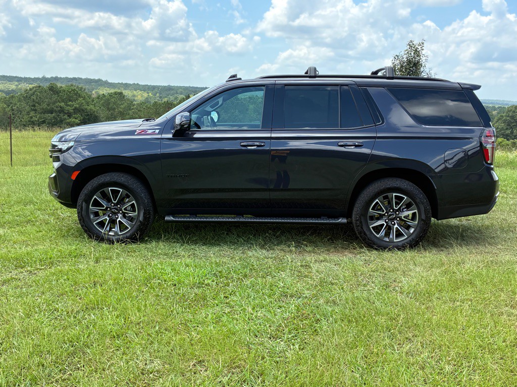 2023 Chevrolet Tahoe Image 3