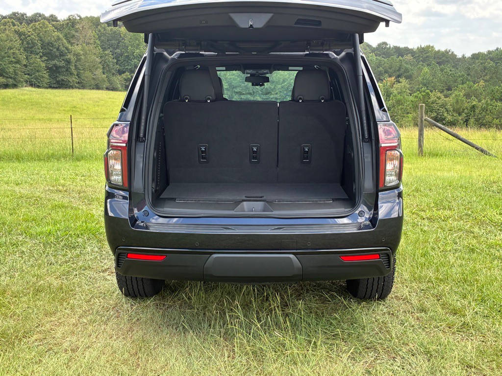 2023 Chevrolet Tahoe Image 11